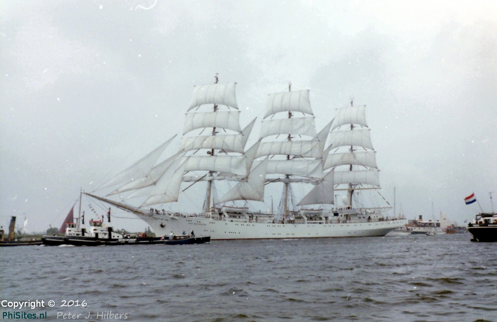 1985 EY 013 Noordzeekanaal-Sail