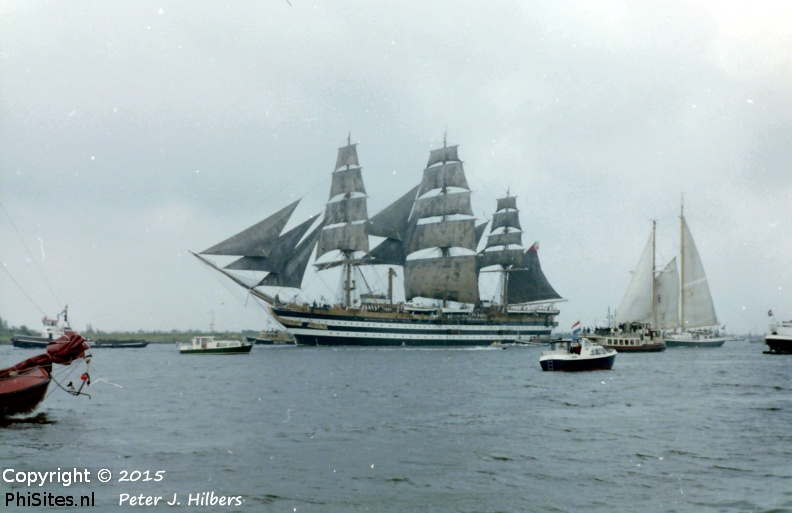 1985 EY 010 Noordzeekanaal-Sail